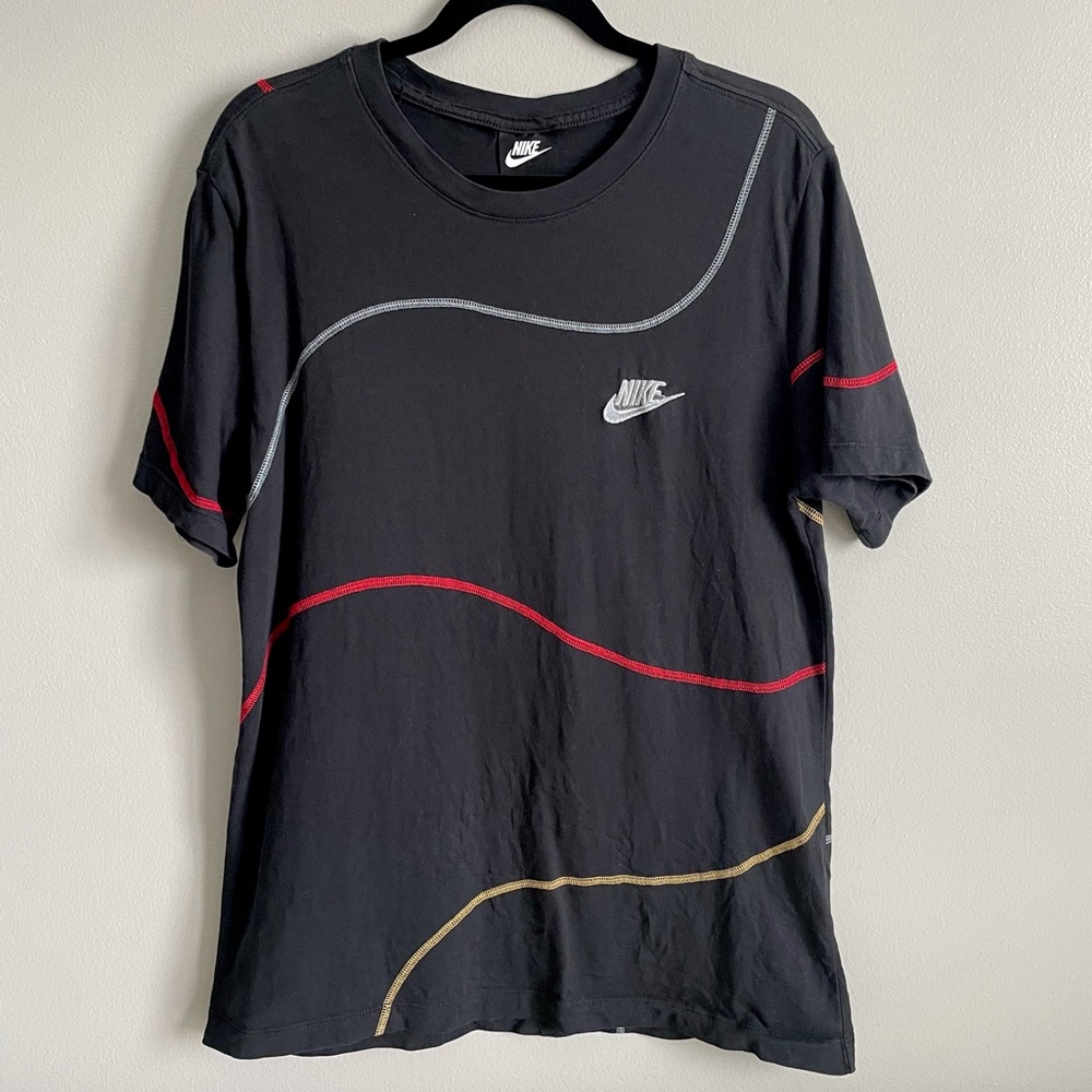 Nike MCMLXXII Stitch Detailing with Nike Swish Logo Tee